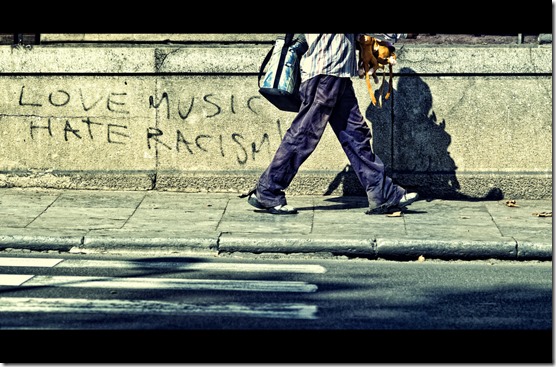 Grafitti Love Music Hate Racism